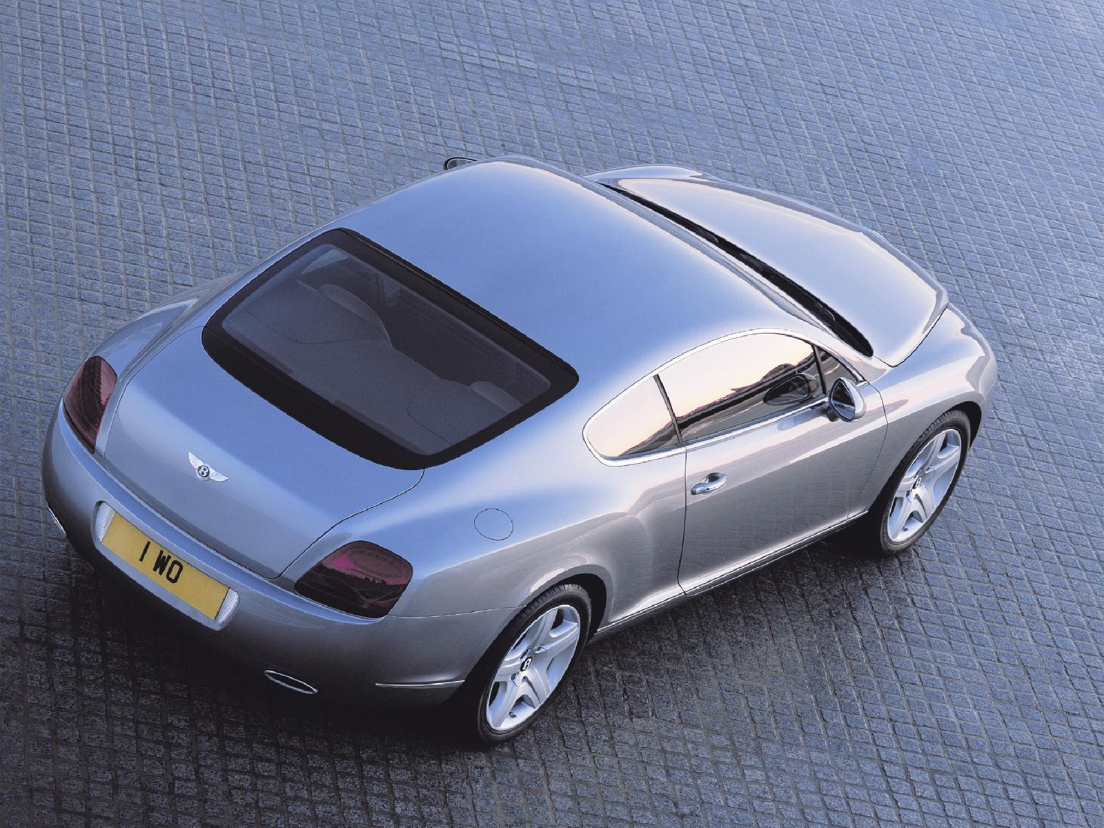 2003 Bentley Continental GT (c) Bentley