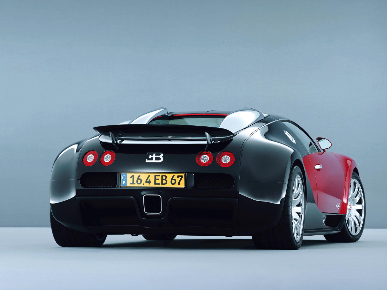 2005 Bugatti Veyron 16.4 (c) Bugatti