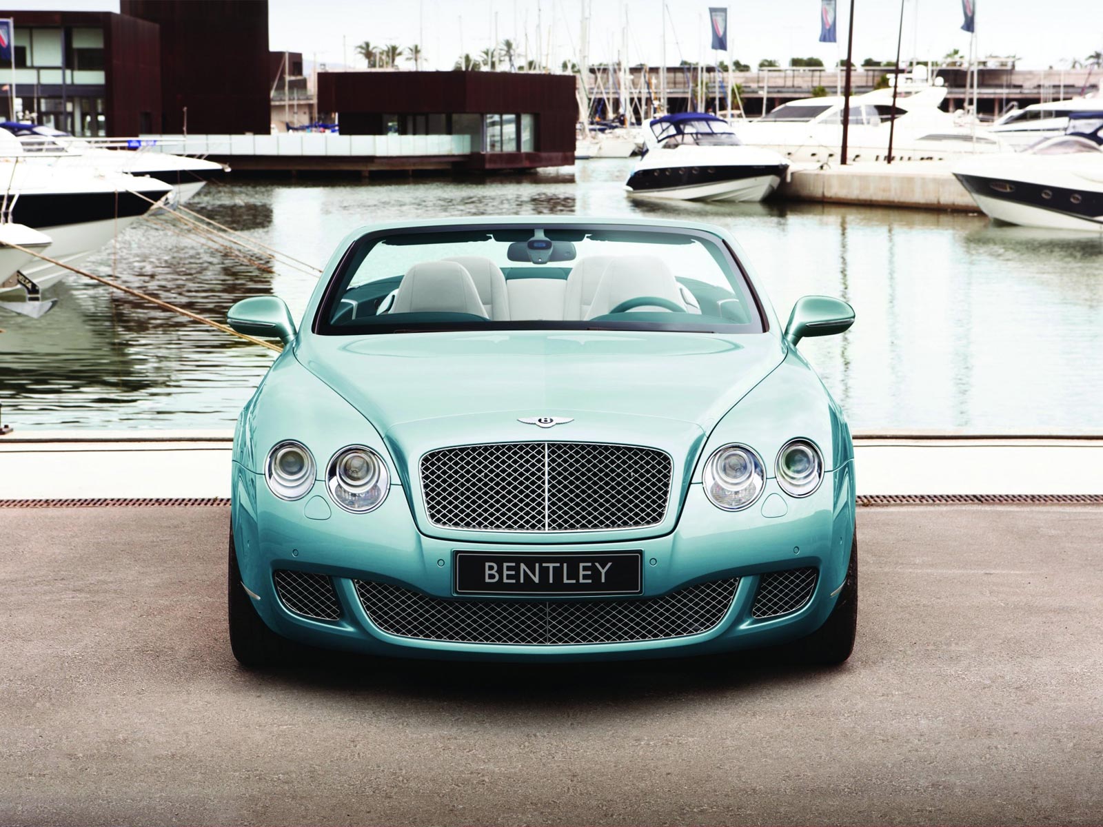 2009 Bentley Continental GTC (c) Bentley